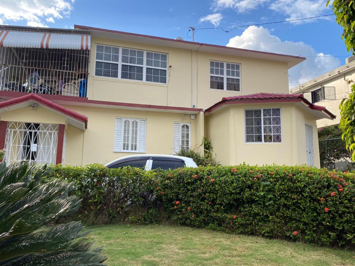 קינגסטון Russell Heights Vacation Home מראה חיצוני תמונה