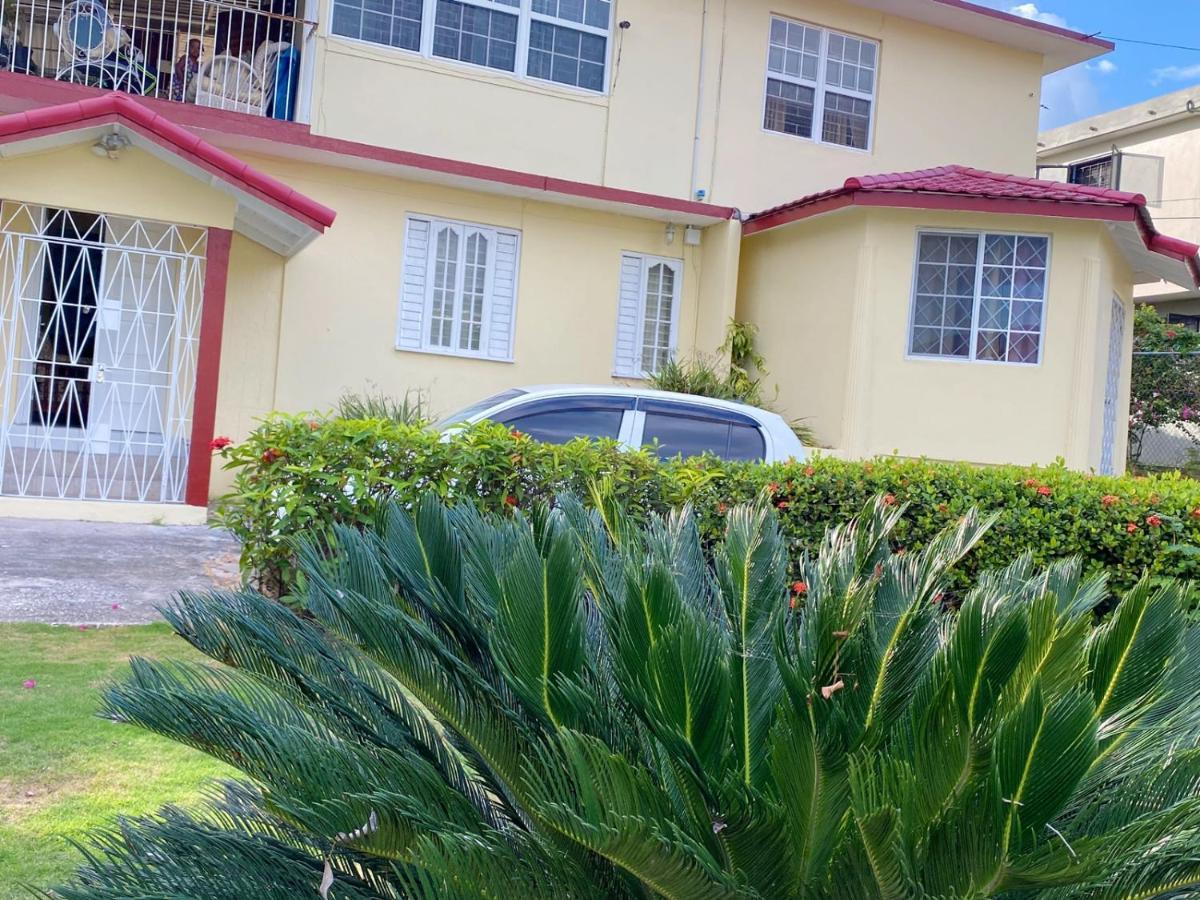 קינגסטון Russell Heights Vacation Home מראה חיצוני תמונה