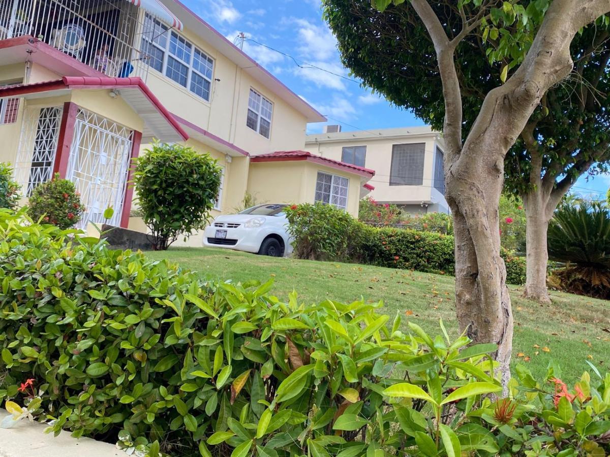 קינגסטון Russell Heights Vacation Home מראה חיצוני תמונה